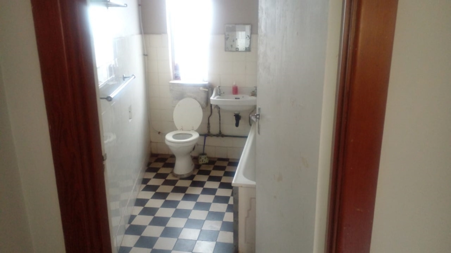 1 Bedroom Property for Sale in Port Elizabeth Central Eastern Cape